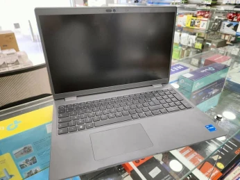 DELL LALTITUDE 3540 I5-13 éme DISQUE DUR 256GB SSD RAM 8GB ECRAN 14.1"