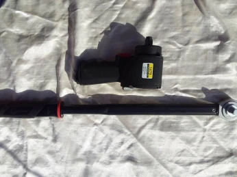 matériel de mécanique et parallélisme et suspension