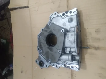 Pompe a huile et piston 1.4 hdi d'origine piegoet