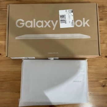 Samsung Galaxy Book4 | 15.6" - Intel Core 7 150U 10 Coeurs - 2024 | 16 Go RAM 512 Go SSD