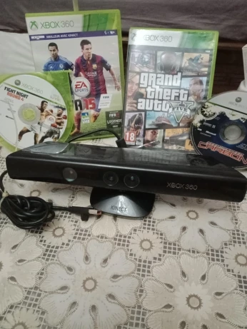 Kinect Xbox 360+4jeux (cd)