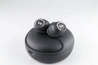 Kit main bluetooth fe chebab tayp ce/ 9 grammes /batterie 7 heure/ est charge sans fil