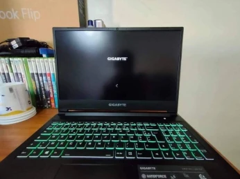 GIGABYTE