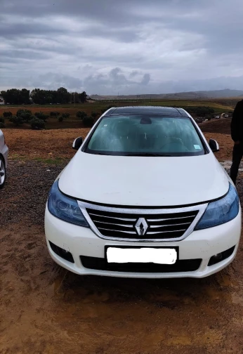 Renault Latitude 2012