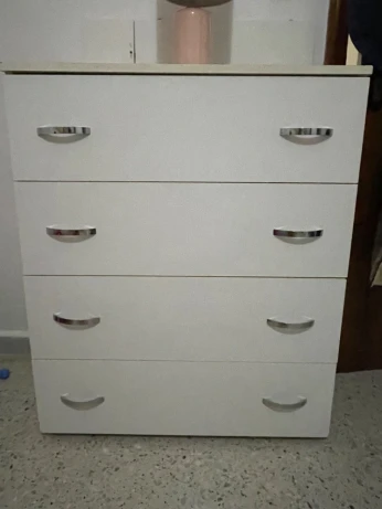 Commodes