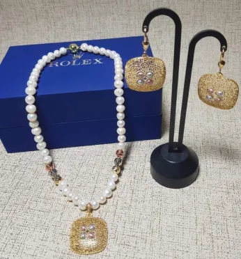 Parure en perle johr hor