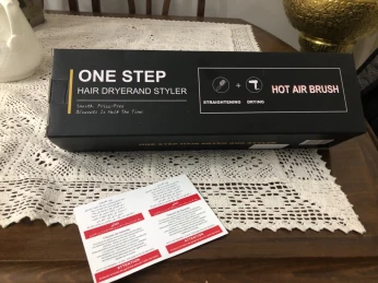 Brosse chauffante Enzo one step