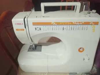 Machine a coudre COBRA 1900-V
