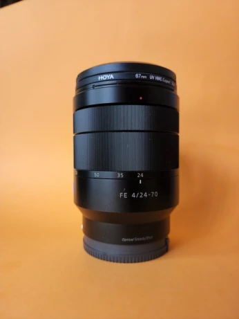 Sony FE 24-70 mm f/4 Zeiss