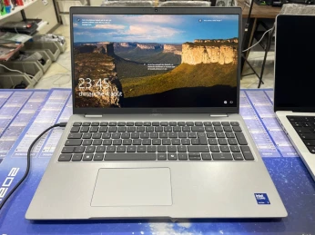 DELL LATITUDE 5550 Intel core ultra 7 16go 512ssd