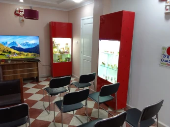 خزانات زجاجية لعرض المنتجات