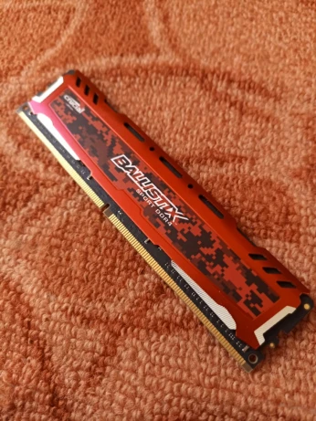 Ram Crucial Ballistix DDR4 8go 2400mhz livraison disponible