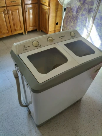 je vente une machine a lave starlhgt 10KG