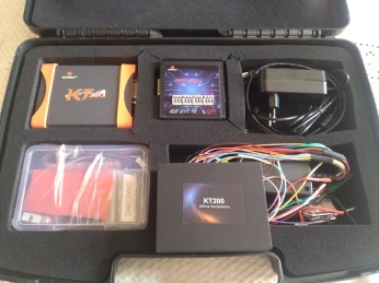 Kt200 programmer online et offline مبرمجة عقول السيارات