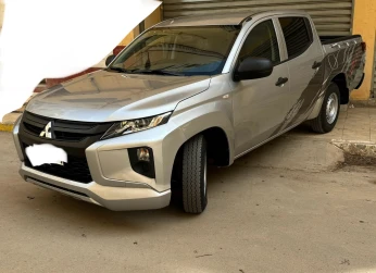 Mitsubishi L200 2022 4x2