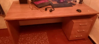 Bureau 1m60 avec caisson