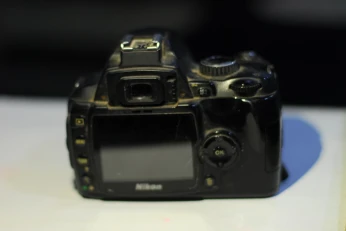 Nikon D2x et d60 pour pièces