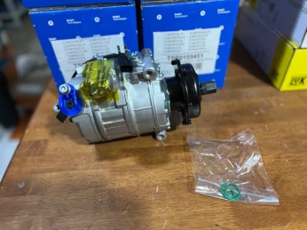 COMPRESSEUR DE CLIM VW TOUAREG