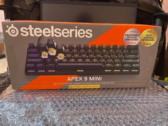 SteelSeries New Apex 9 Mini Clavier Gamer Mécanique