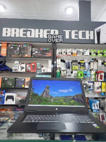 HP PAVILLON I5 - 8300H Ram 8 go SSD 128go + HDD 1000go Ecran 17.3 GTX1050 4 Go