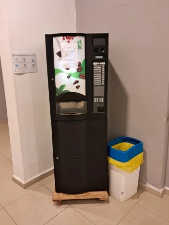 Distributeur automatique de café