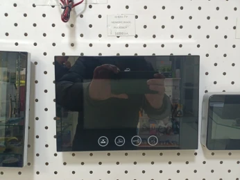 KIT VISIOPHONE SYSTEME AVANCE AVEC 4 ECRAN 7 POUCE ( AVEC MEMOIRE D'IMAGE INTERNE )