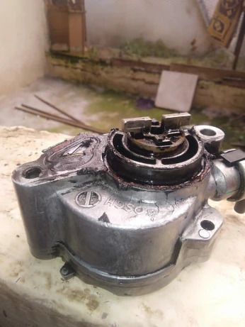 Pompe à vide 1.6 HDi
