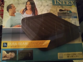 Matelas gonflable INTEX