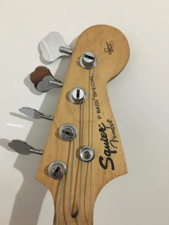 basse Squier Precision special