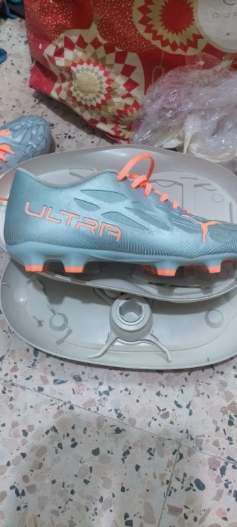 Chaussures de Football Puma UltraG