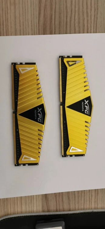 Adata XPG DDR4 3000Mhz 16G 2x8Gb