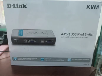 SWITCH KVM 4 PORT USB DLINK