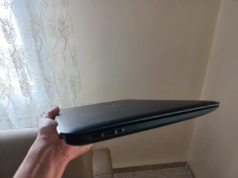 HP Omen 15t (7700HQ, GTX 1050 Ti, 512 SSD, 15.6)