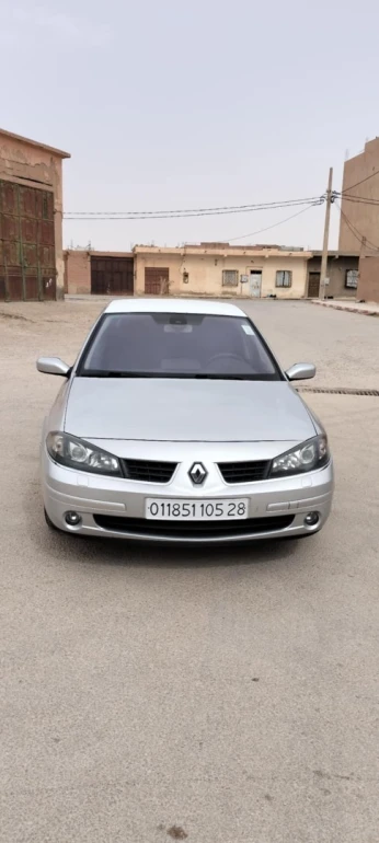 Renault Laguna 2 2005 intial paris