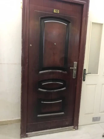 Porte D'entrée AADL très bonne état