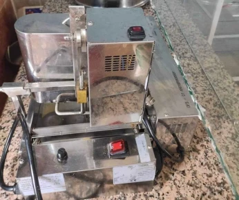 Mini donut machine