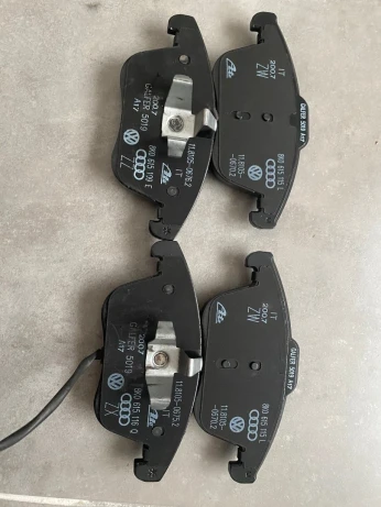 Plaquettes de frein Audi A4