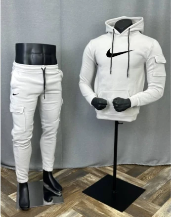 ensemble nike sweat et jogging 