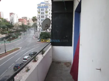 Location Studio Oran Oran 6