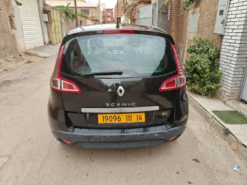 Renault Scenic 2011 Scenic 4