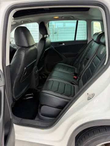 Volkswagen Tiguan 2012 Style 10