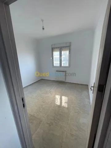 Location Appartement F5 Alger Mahelma 2