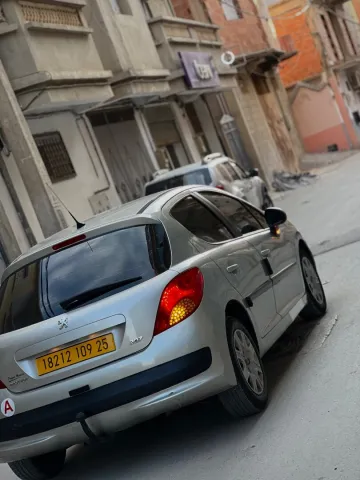 Peugeot 207 2009 207 5