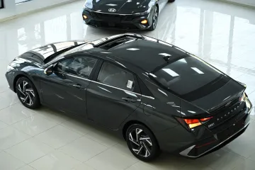 Hyundai Elantra 2025 11