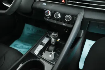 Hyundai Elantra 2025 14