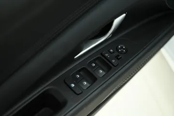 Hyundai Elantra 2025 31