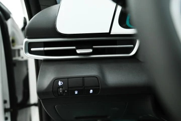 Hyundai Elantra 2025