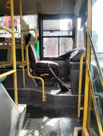 HIGER KLQ6820G 2007 7