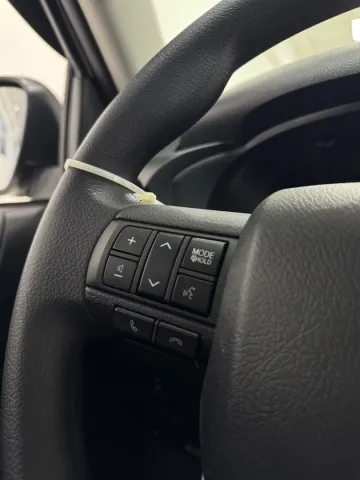 Toyota Hilux 4x4 2025 5