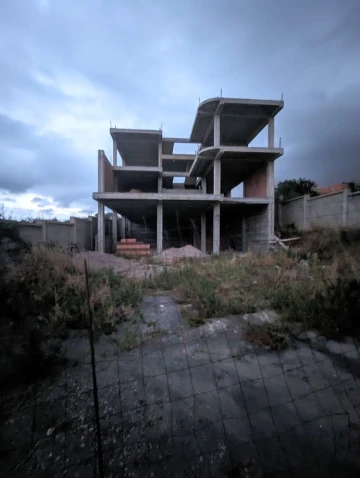 Vente Carcasse Tizi ouzou Tigzirt 4